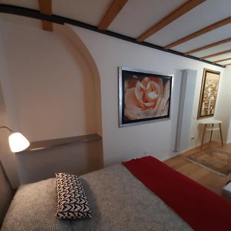 Mini Contra' Dei Servi - Vicenza Apartment Екстериор снимка
