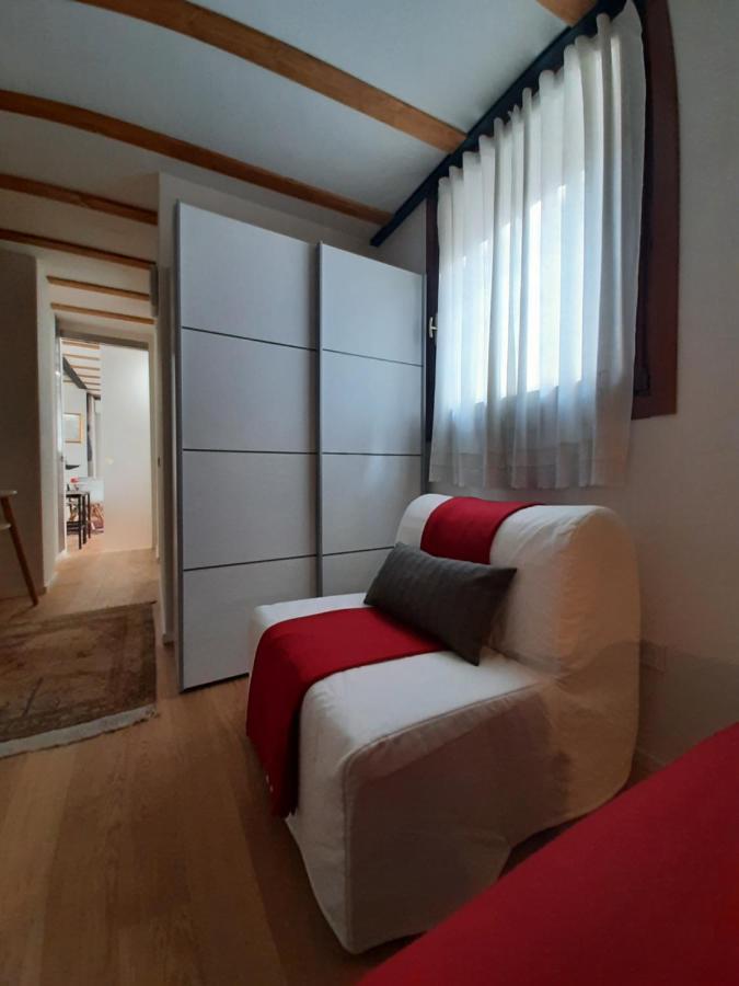 Mini Contra' Dei Servi - Vicenza Apartment Екстериор снимка